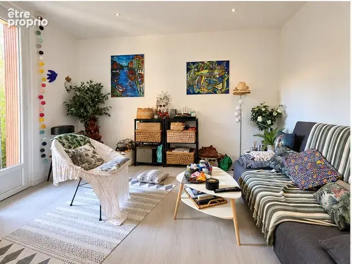 Deux maisons de ville  4 appartements & grand garage - photo 11