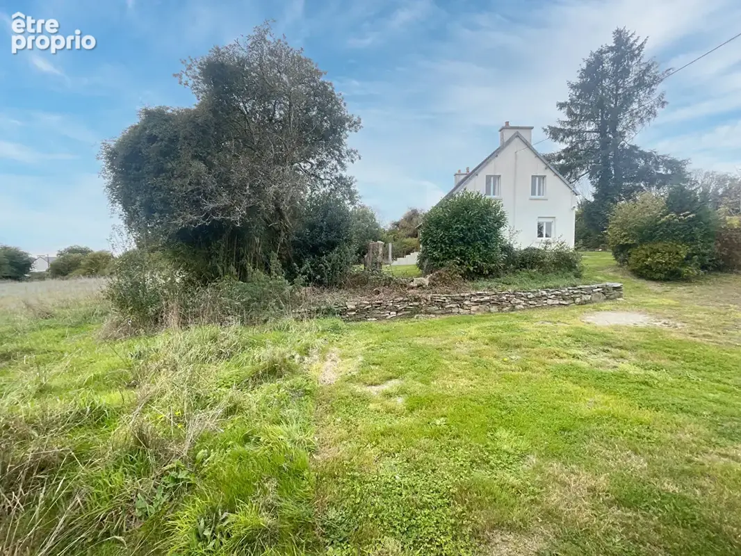 FINISTÈRE: Proche Huelgoat. Spacieuse maison de 3 chambres exposée sud avec terrain et dépendance en pierre. - photo 16