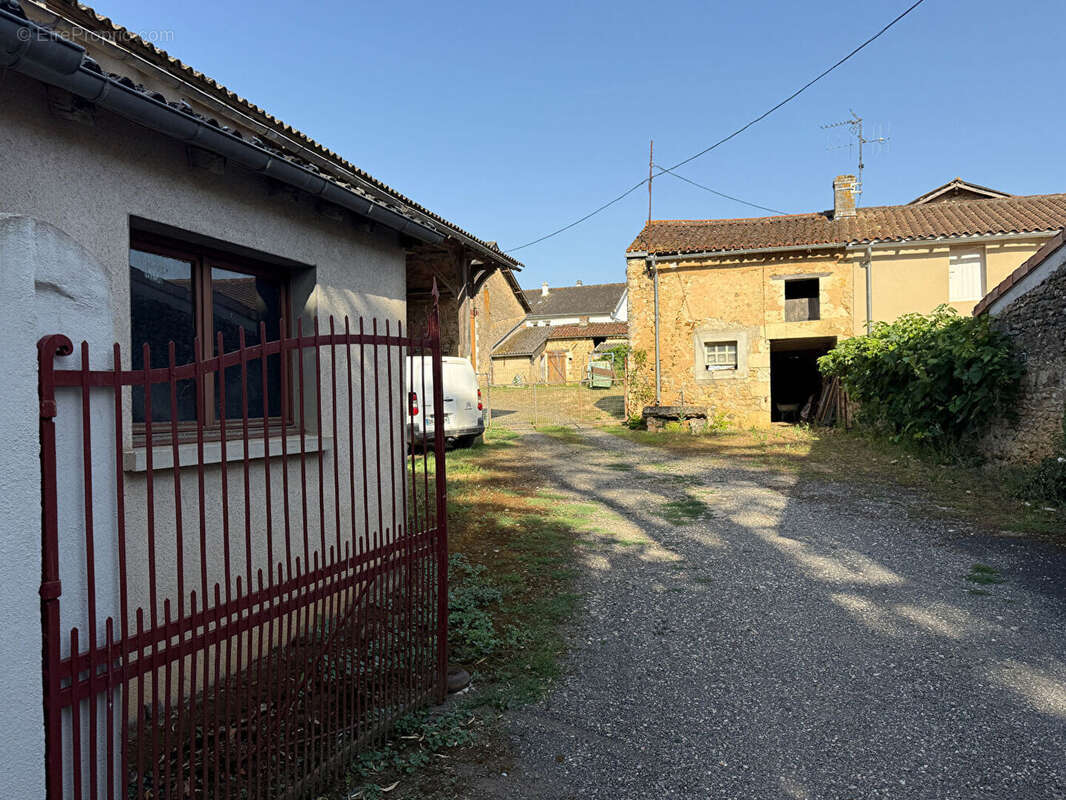 Maison à SMARVES