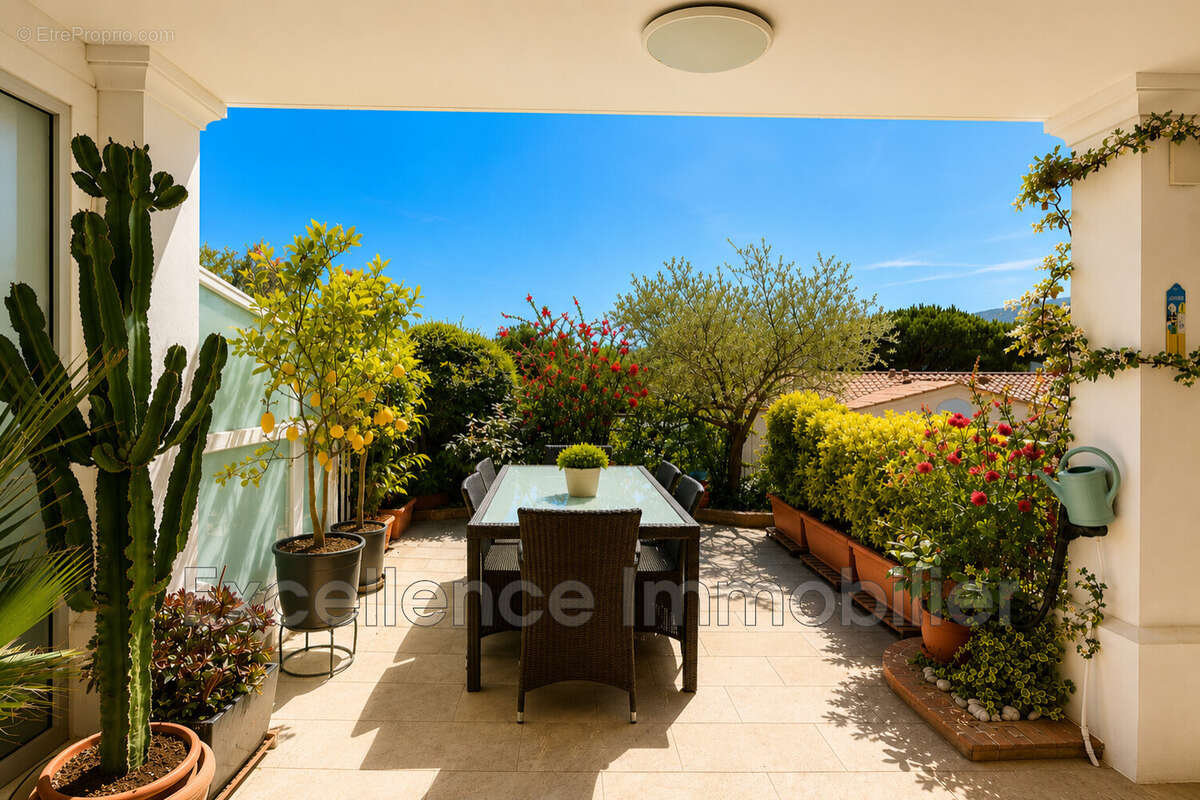 Appartement 67 m² à Sainte-Maxime  - photo 3