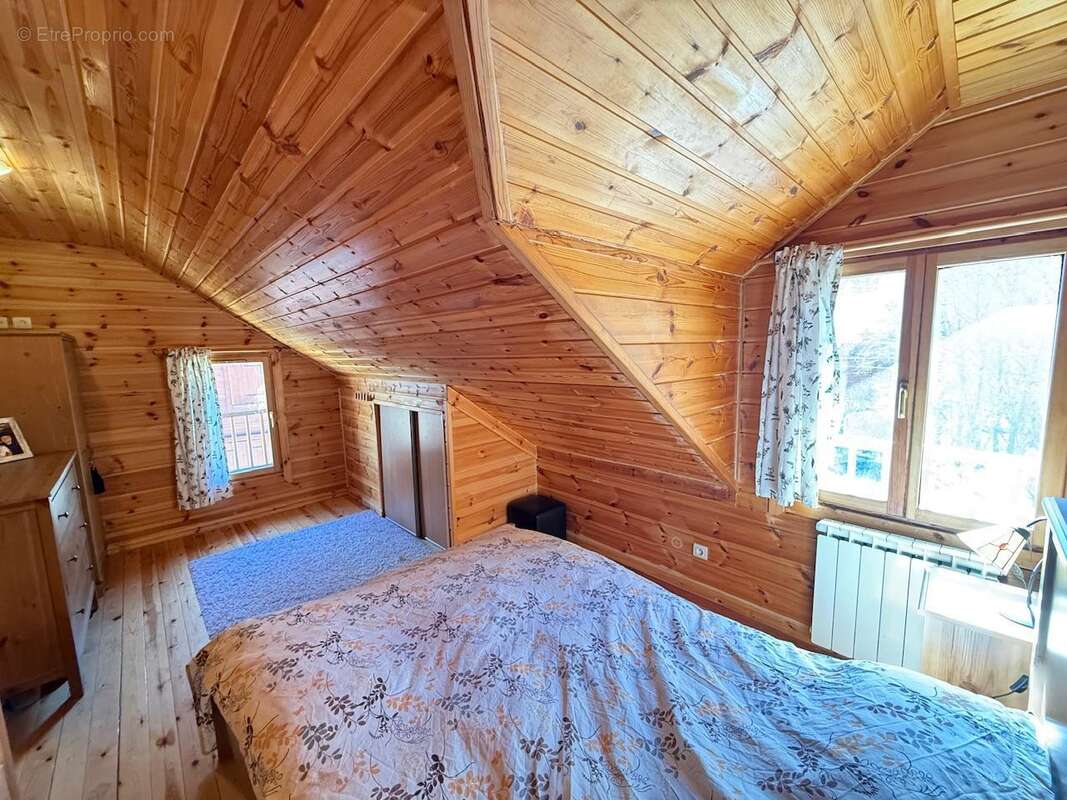   - Maison à L'HOSPITALET-PRES-L'ANDORRE
