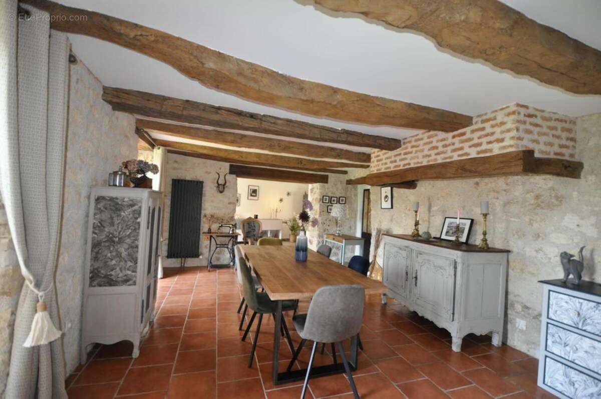 Maison à CORDES-SUR-CIEL