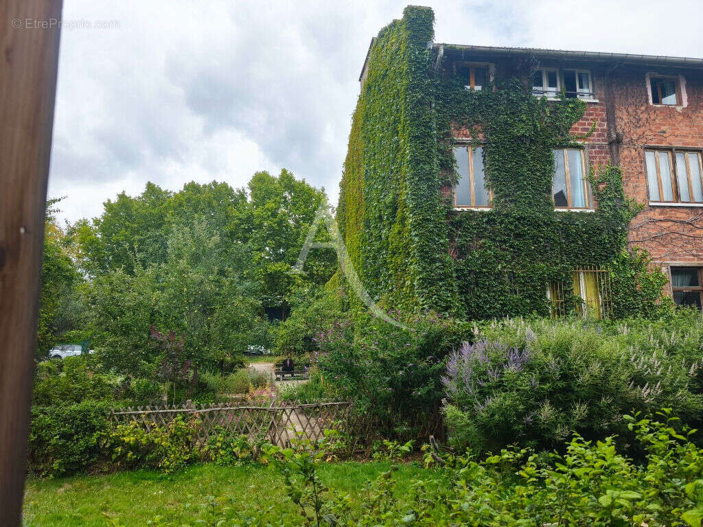 Appartement à IVRY-SUR-SEINE