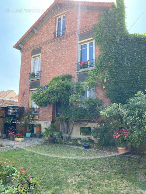 Maison à GENNEVILLIERS