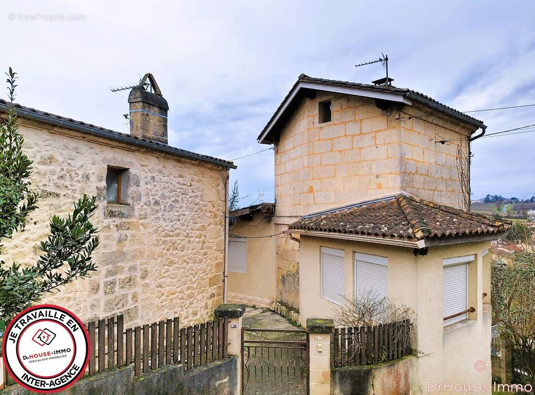 Maison à TAURIAC