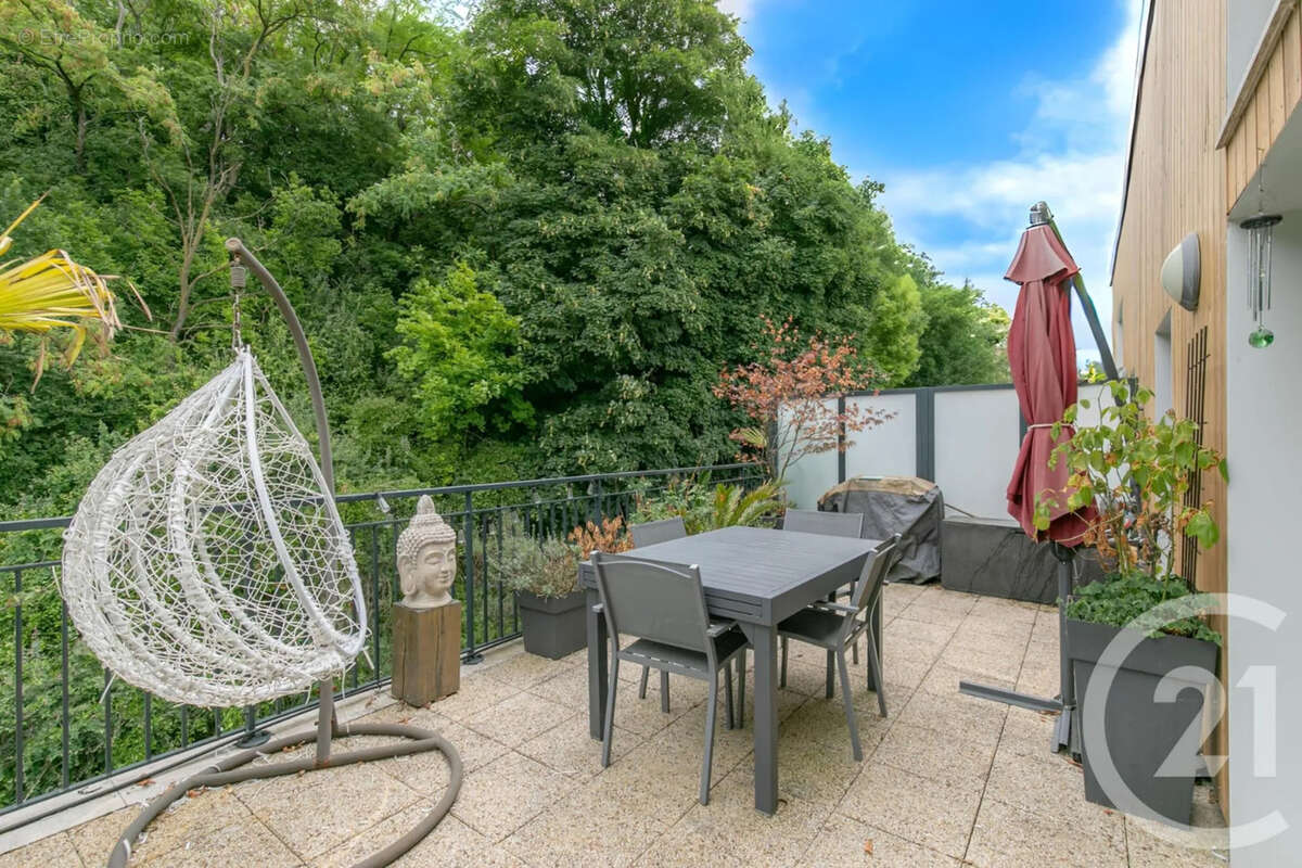 Appartement à CHENNEVIERES-SUR-MARNE