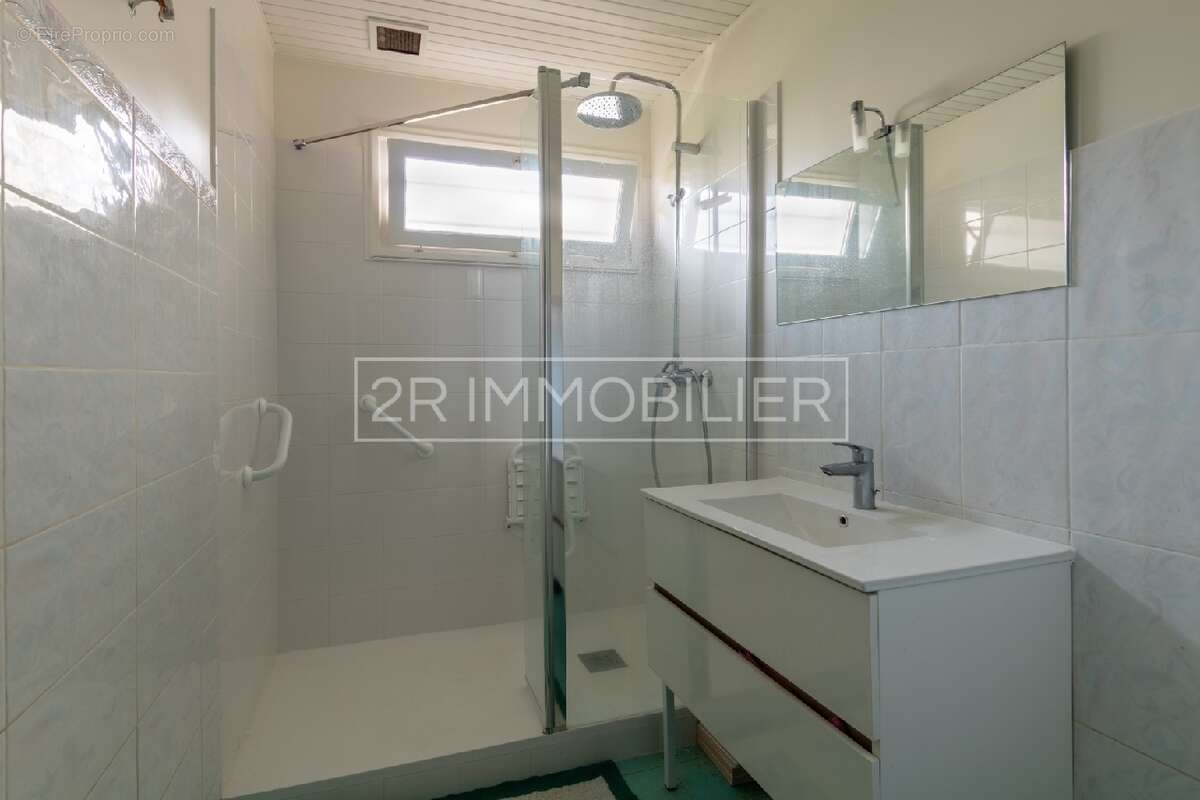 Maison à OZOIR-LA-FERRIERE