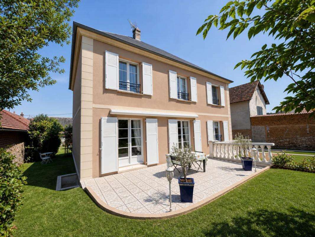 Maison de 166 m² avec grand atelier de 180 m² à côté d'Epernon - photo 2