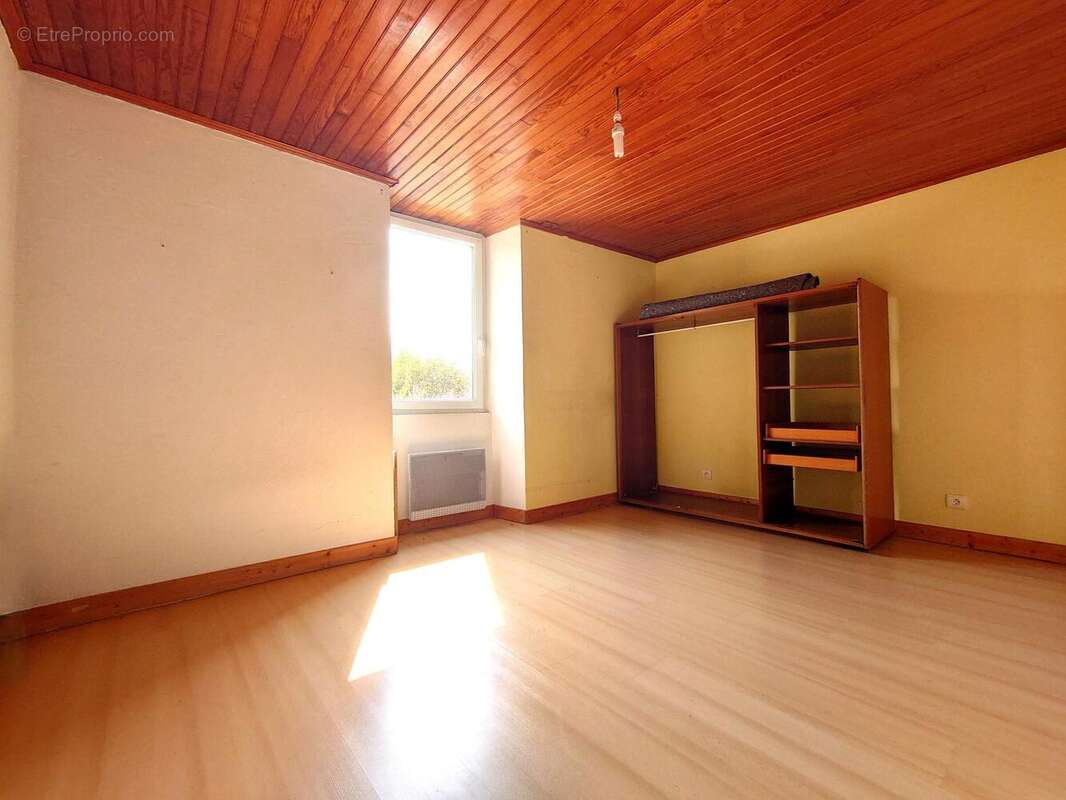 Maison 92 m² à Saint-Vincent-Rive-D'olt  - photo 6