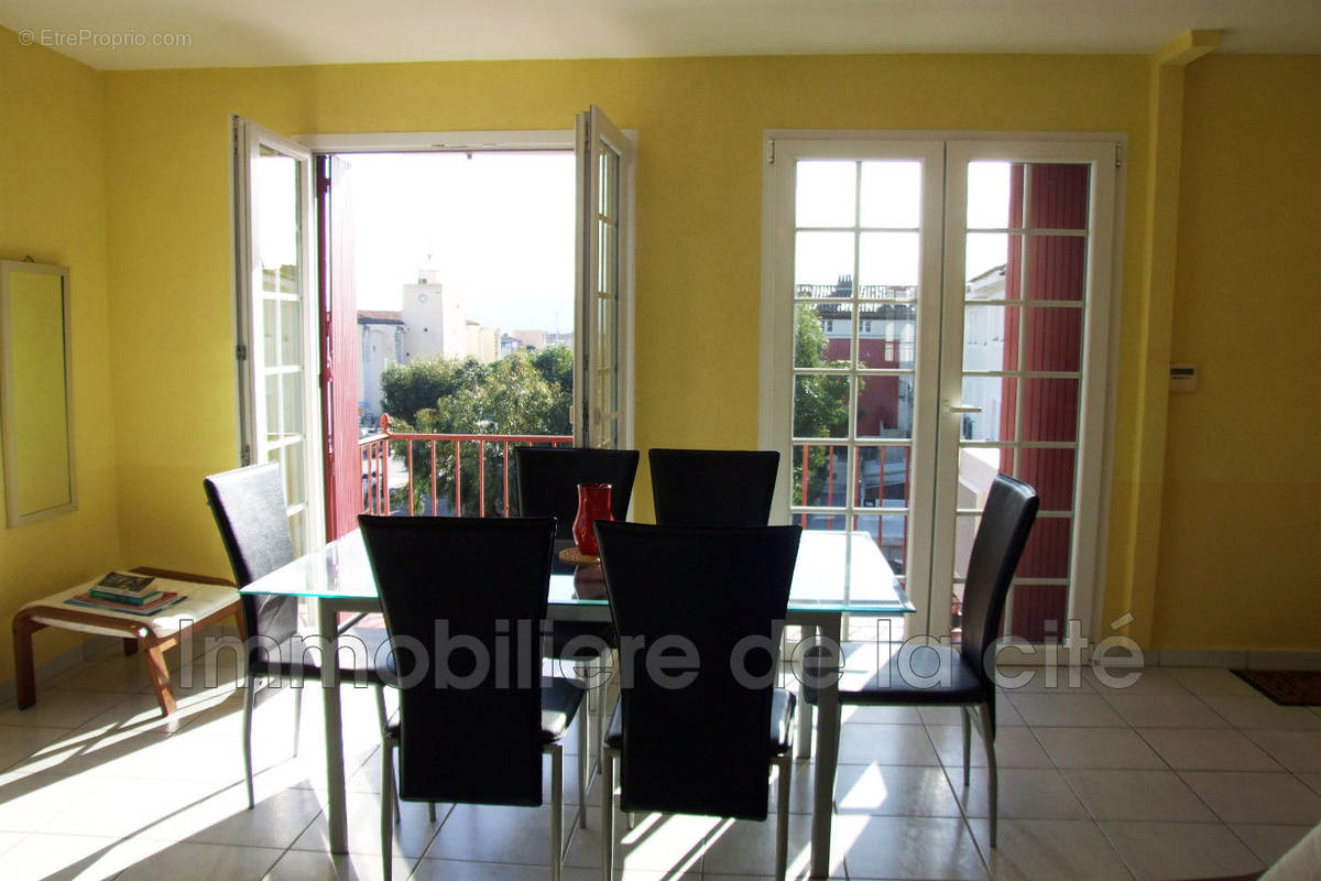 Appartement à GRIMAUD