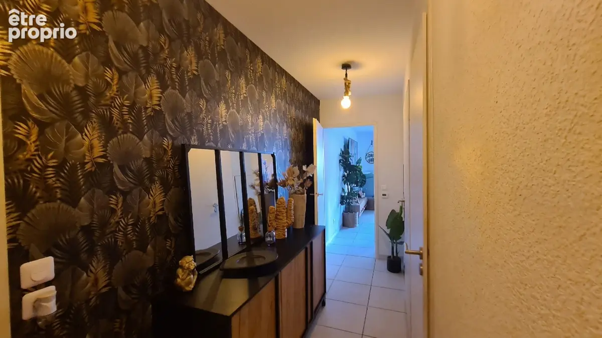 Frontignan, appartement T3 vendu meublé,  terrasse, place de parking - photo 5