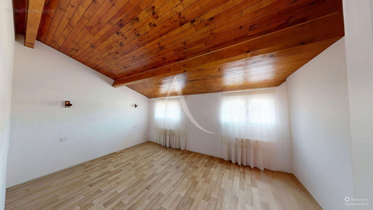 Maison 4 pièce(s) sur sous-sol. - photo 6