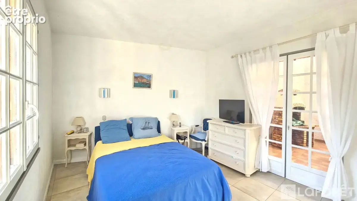 Maison Frejus 3 pièce(s) 110.65 m2 + sous-sol 118m² environ - photo 7