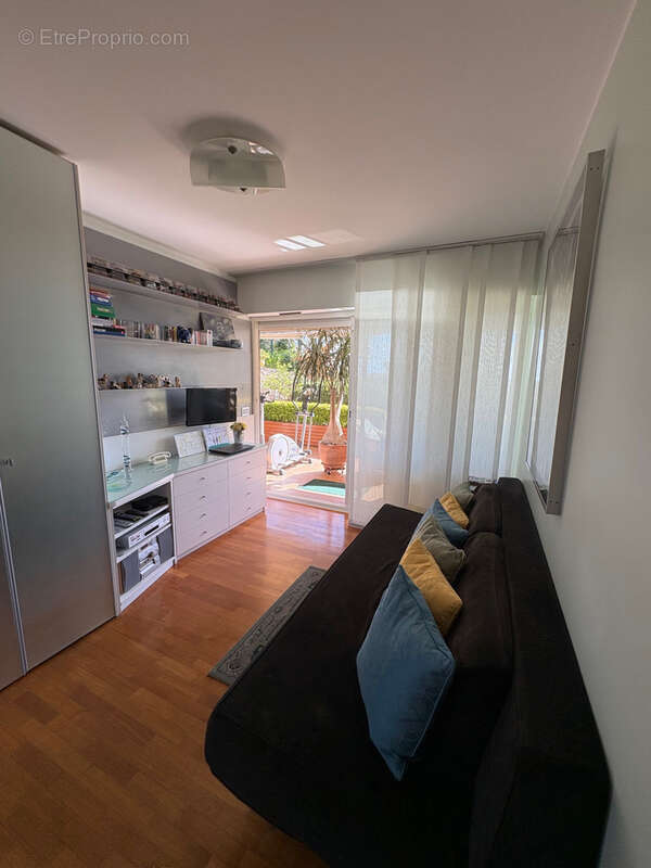 Appartement à CAP-D'AIL