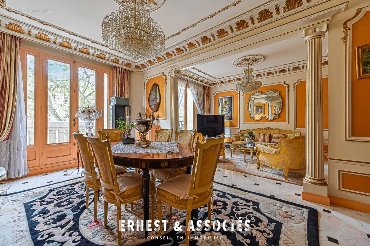 Appartement à PARIS-11E