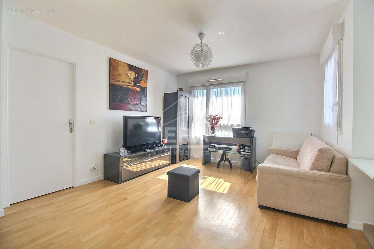 Appartement à VELIZY-VILLACOUBLAY