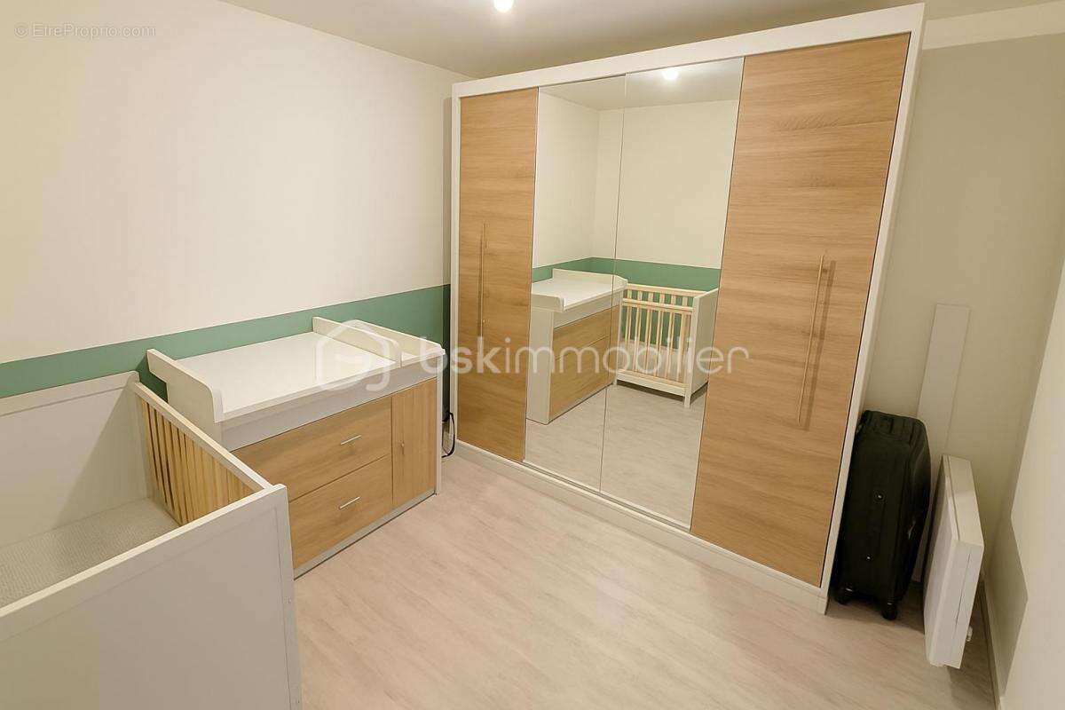 Maison à PONT-SUR-YONNE