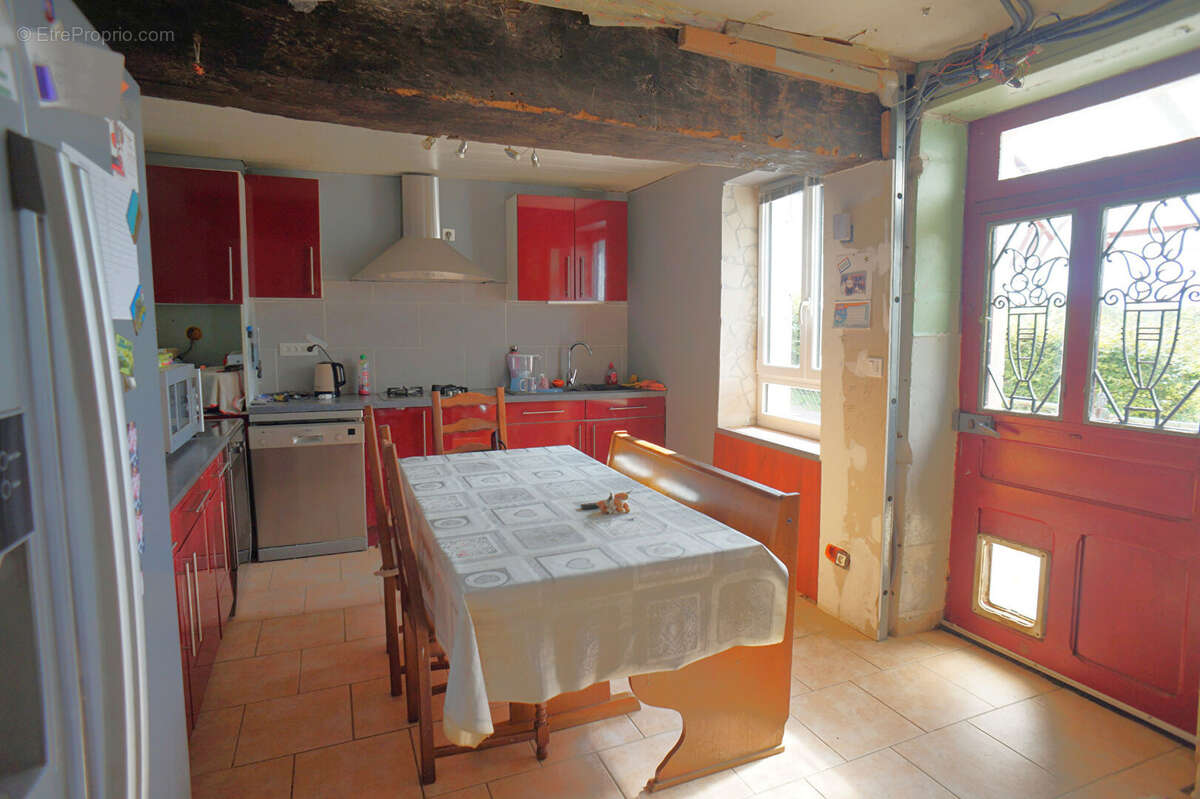 Maison à MERRY-SEC