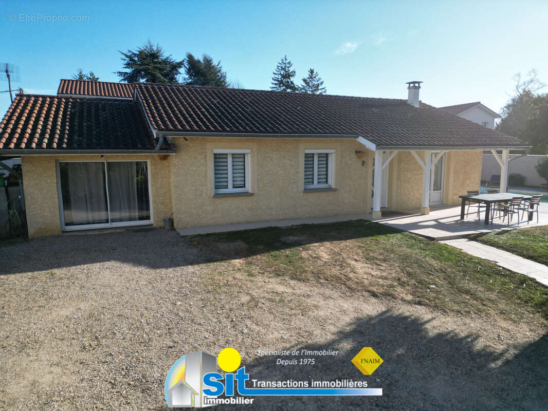 Villa plain-pied 111m2 habitables avec piscine - photo 10