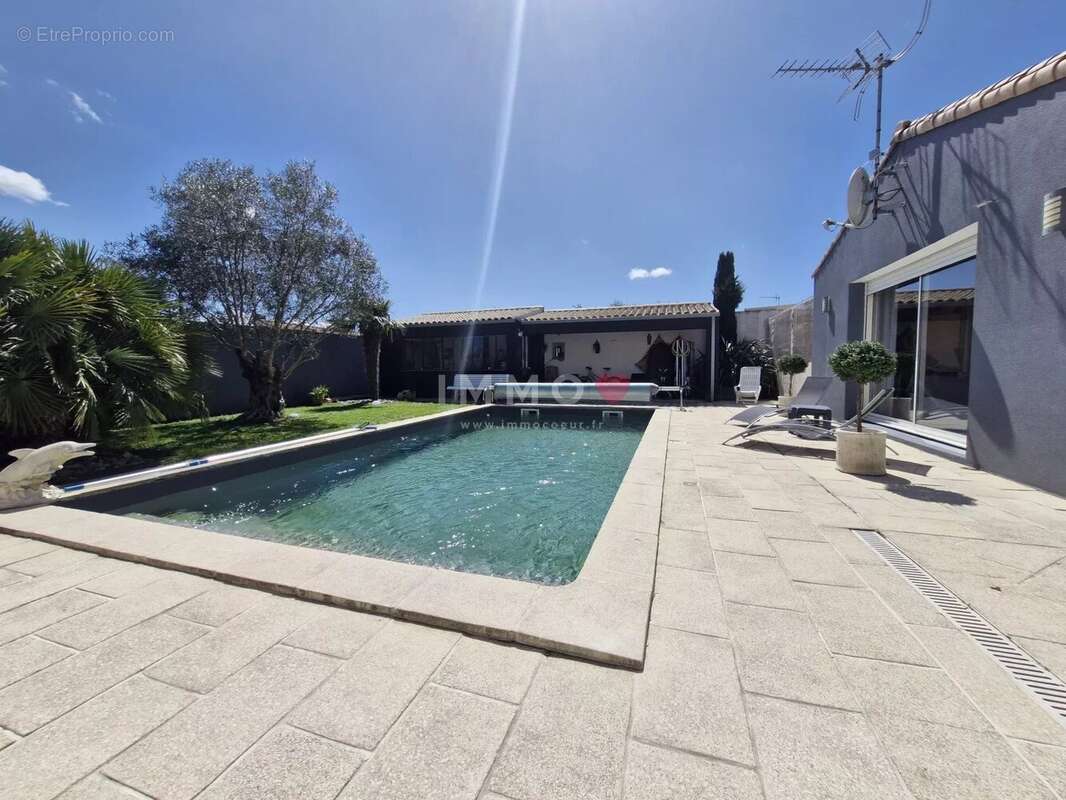 Maison à DOMPIERRE-SUR-MER