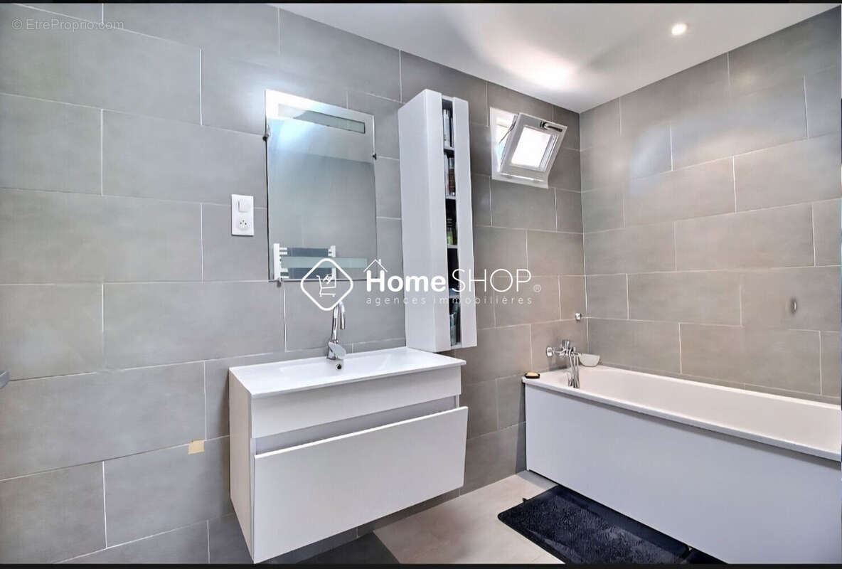 Maison à GIGNAC-LA-NERTHE