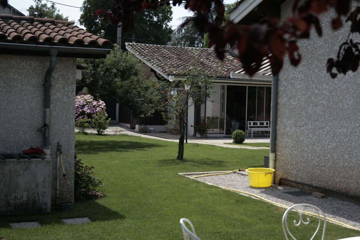 Maison à BEAUREPAIRE