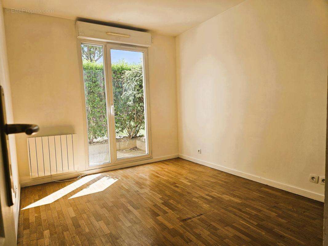 Appartement à SURESNES