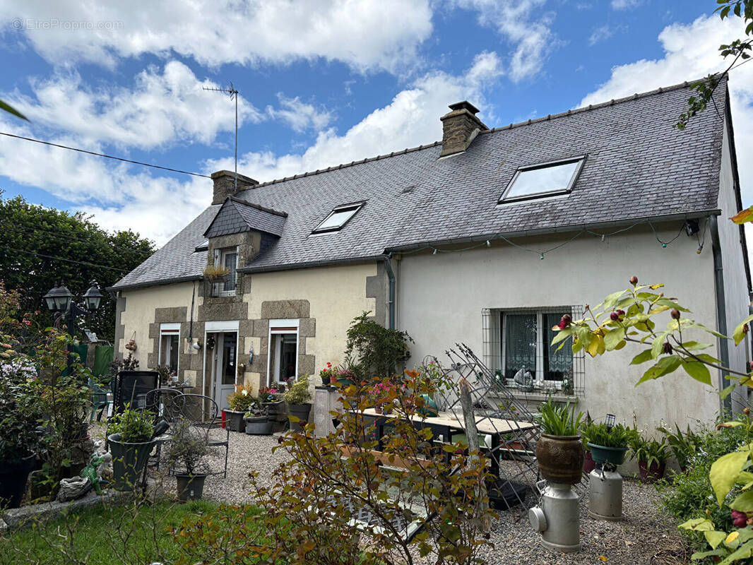 Maison à BULEON