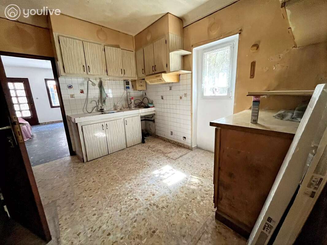 Charmante maison de ville avec cheminée à Arles - photo 3