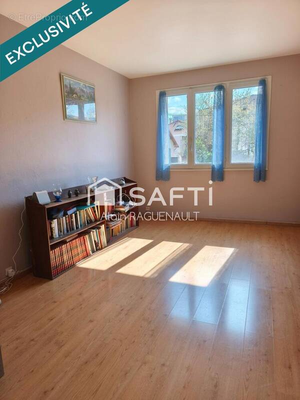 Photo 1 - Appartement à LYON-8E