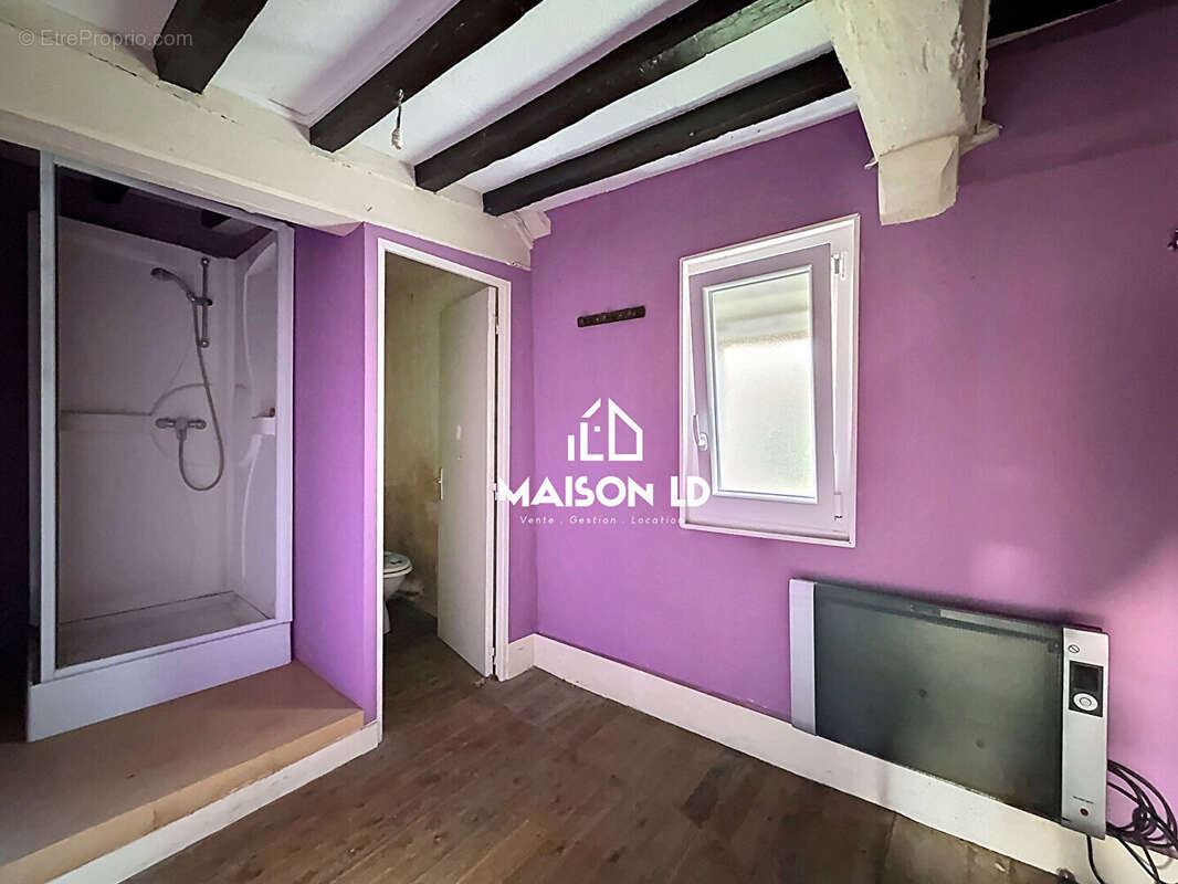 Maison à SAIRES-LA-VERRERIE