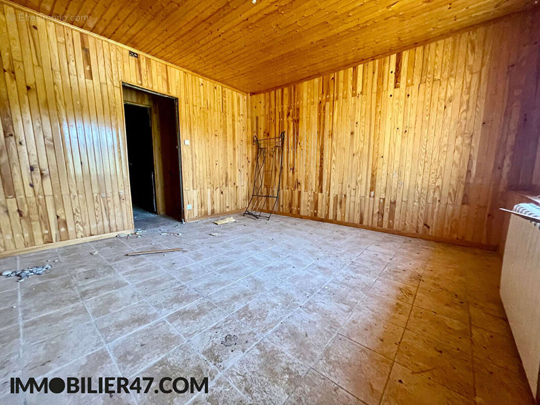 Maison à SAINT-SARDOS