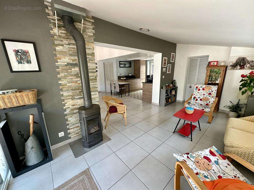 Maison à COURNONTERRAL