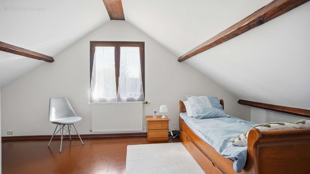 Maison à MONTIGNY-SUR-LOING