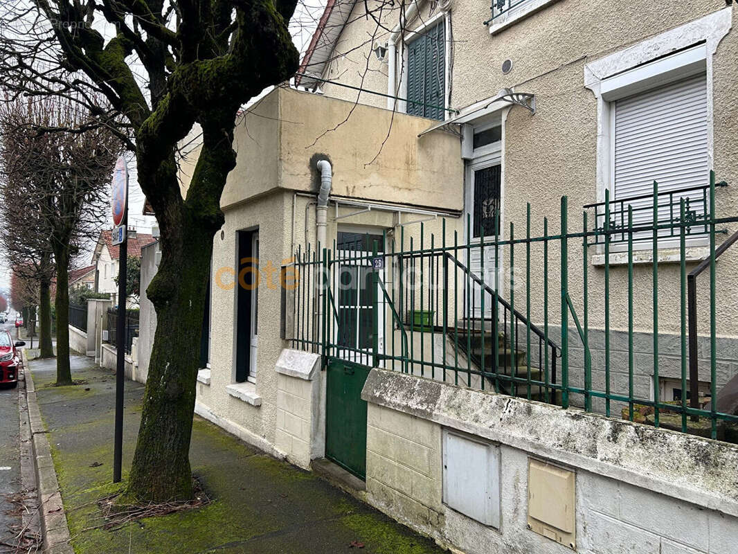 Appartement à VILLENEUVE-LE-ROI