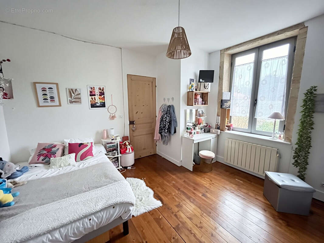 Maison à SAINT-PRIEST