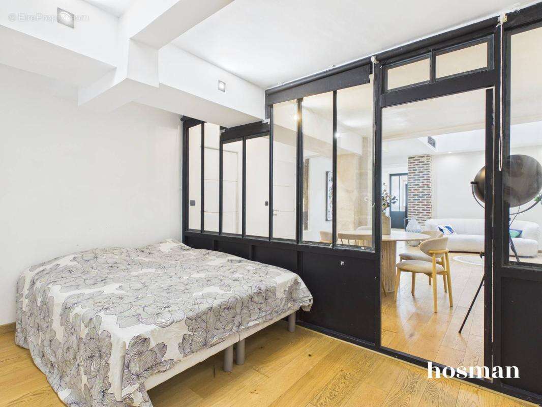 Appartement à PARIS-3E