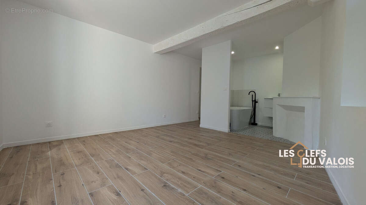 Maison à CREPY-EN-VALOIS