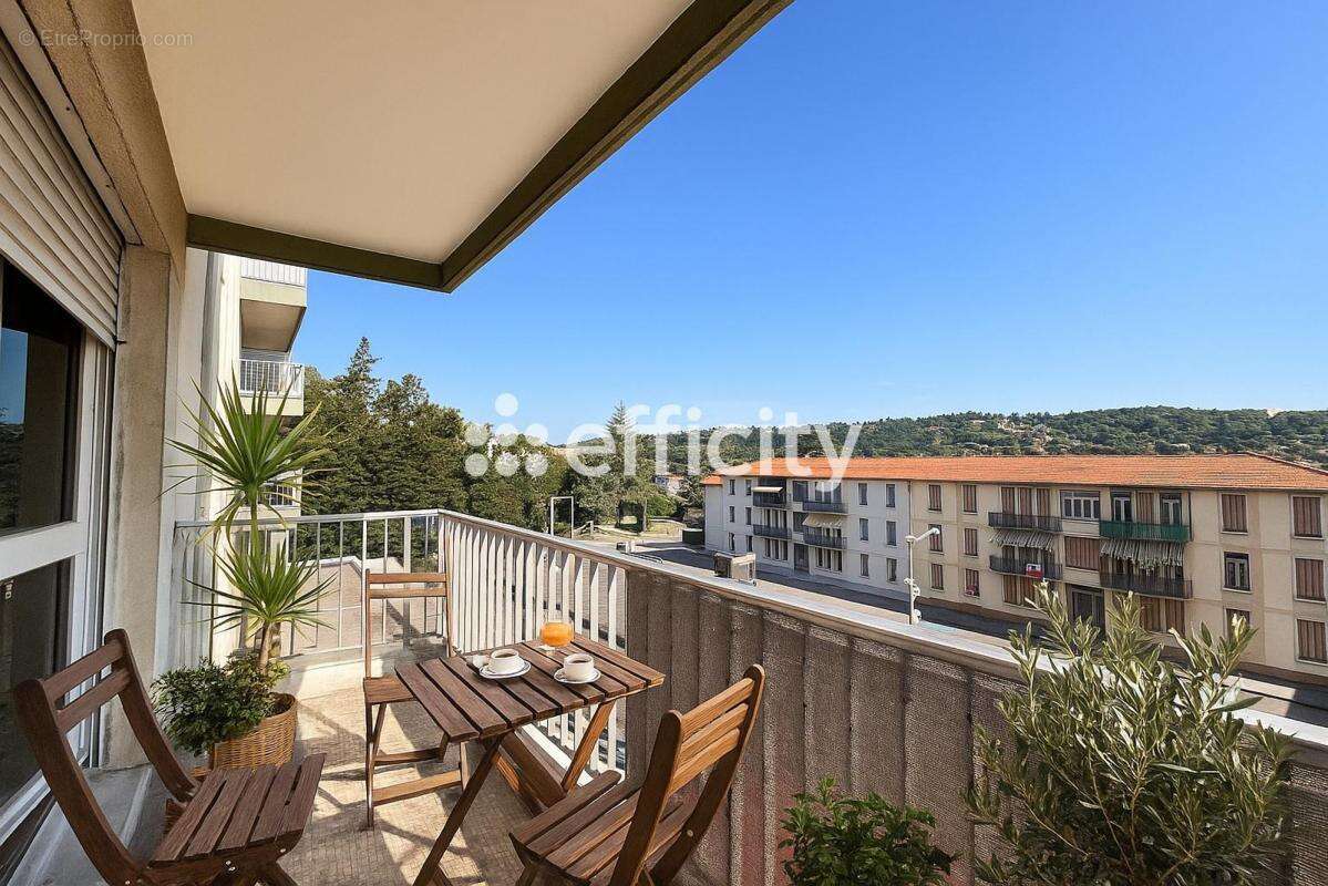 Appartement à OULLINS