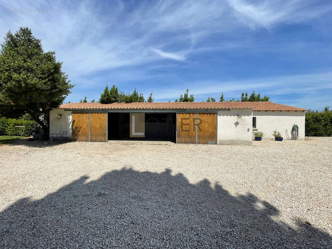 Propriété de charme avec installations équestres   220 m2 sur 8 900 m2 de terrain - photo 23