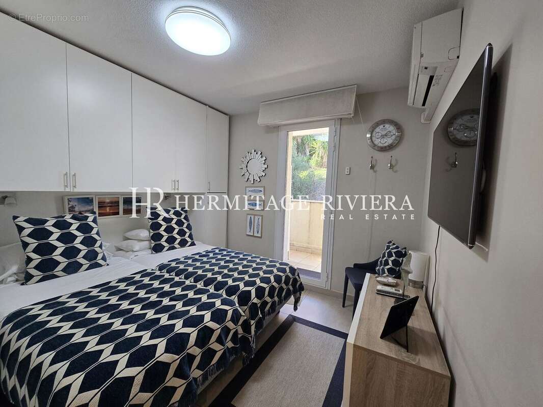 Chambre 2 - Appartement à BEAUSOLEIL