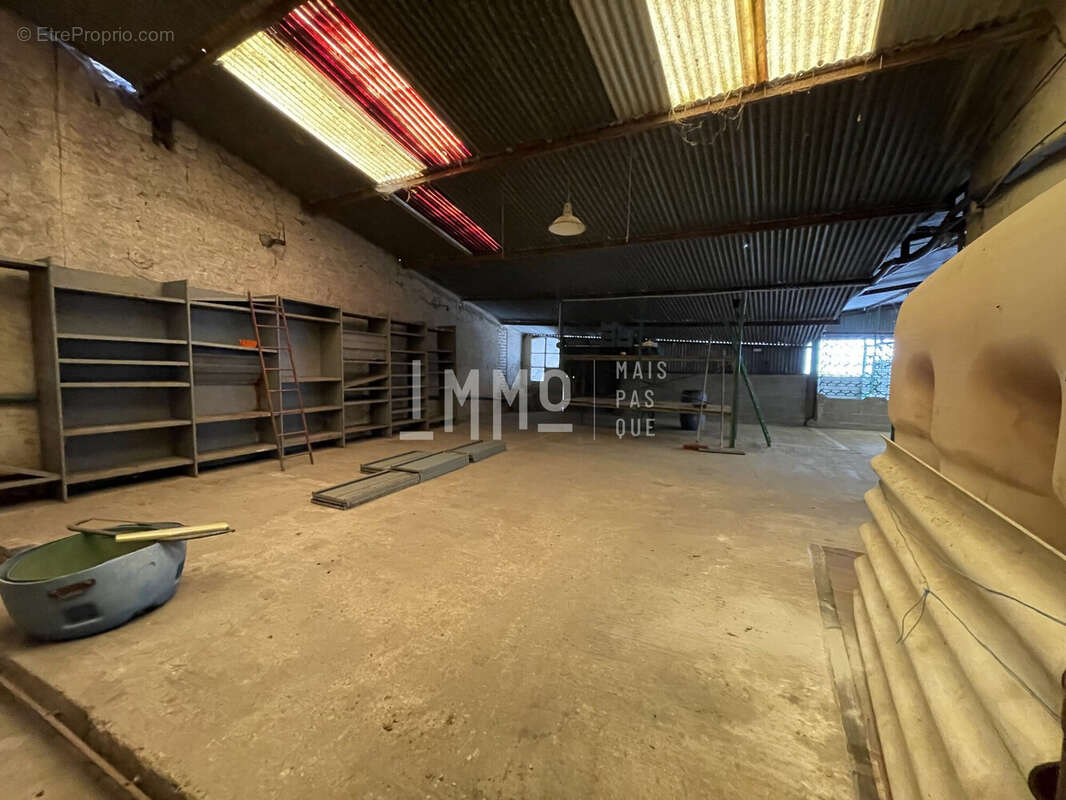 Maison à LA CHAPELLE-HUON