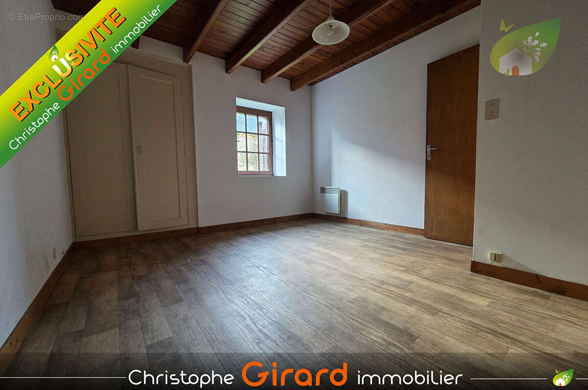 Maison à LES CHAMPS-GERAUX