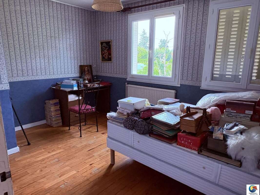 Maison à SAINT-LAURENT-DE-MURE