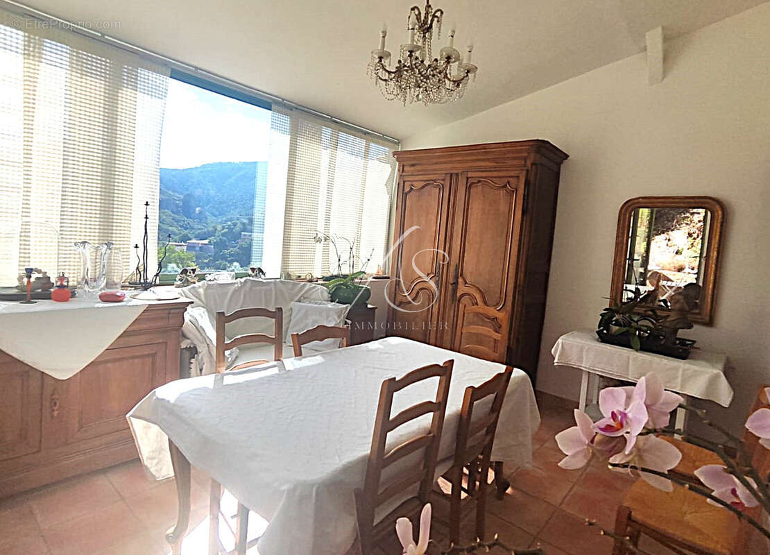 Maison à FREJUS