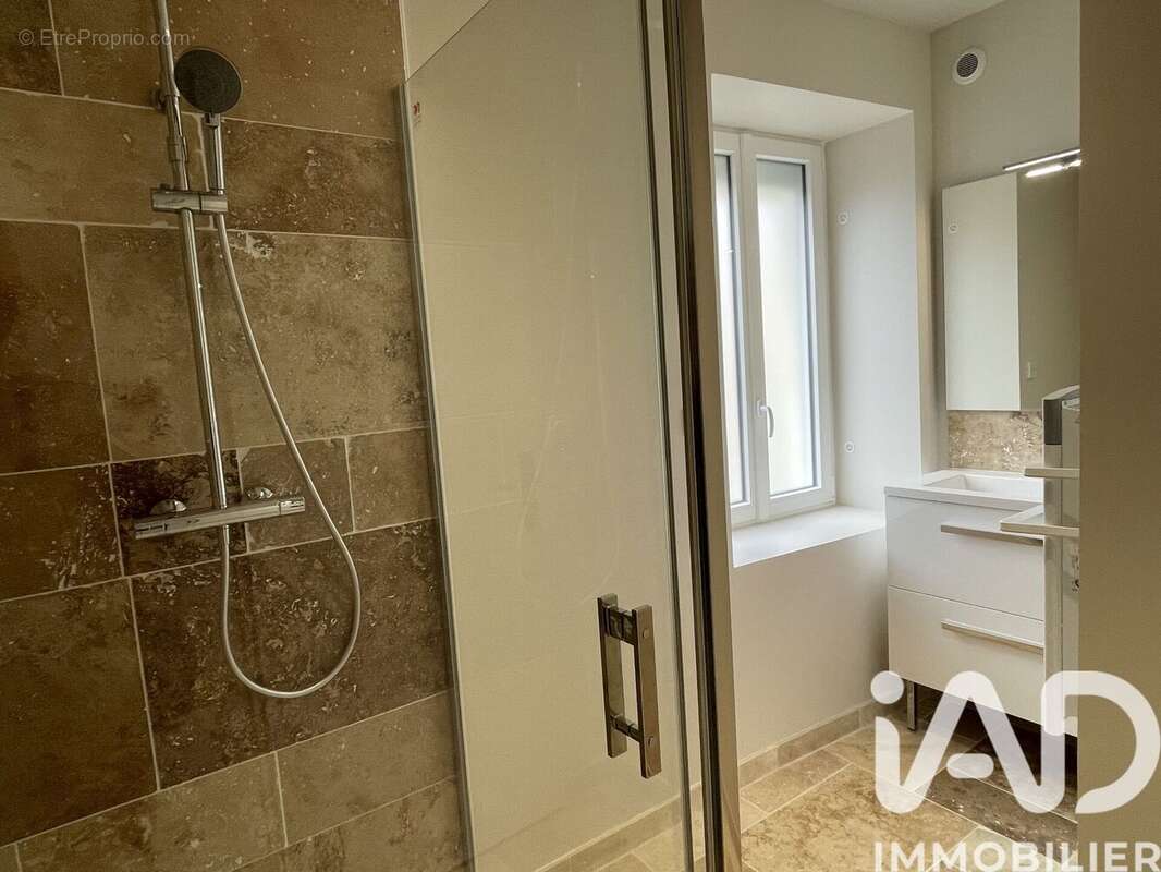 Photo 5 - Maison à NEUILLE-PONT-PIERRE