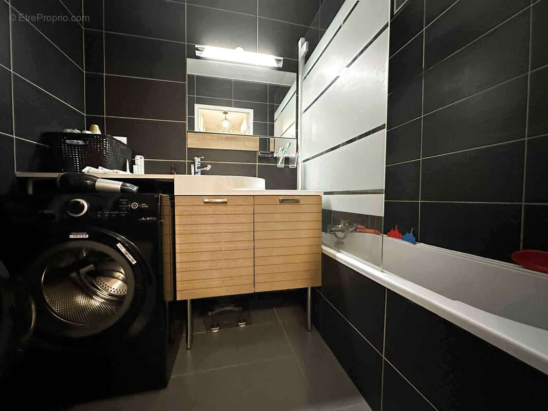 Appartement à ROSIERES-AUX-SALINES