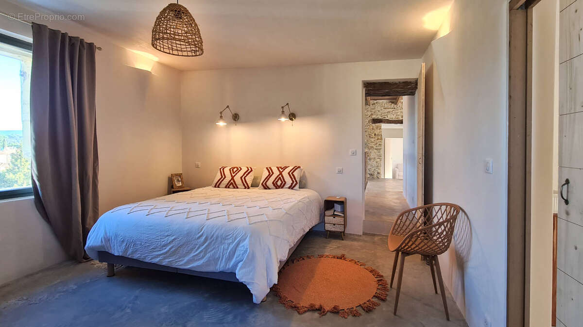 Maison à UZES