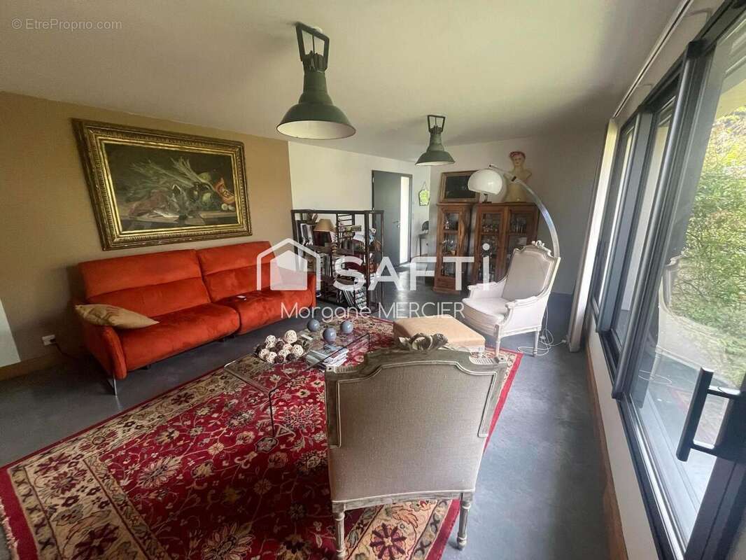 Maison 220 m² à Misse  - photo 4