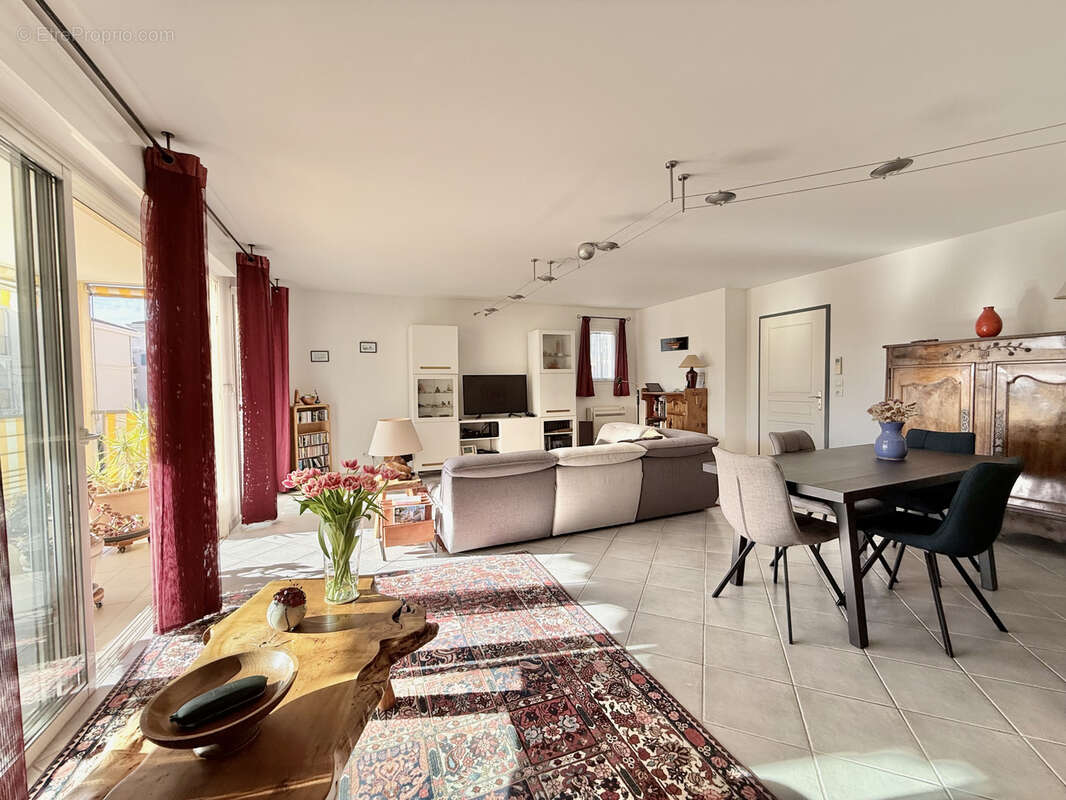 Appartement à HYERES